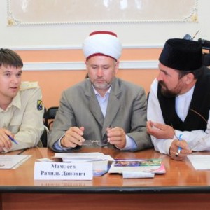 За что не любят мигрантов - Региональное духовное управление мусульман свердловской области, Екатеринбург