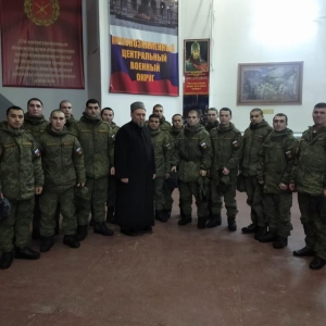 Встреча военнослужащих-мусульман с председателем РДУМСО - Региональное духовное управление мусульман свердловской области, Екатеринбург