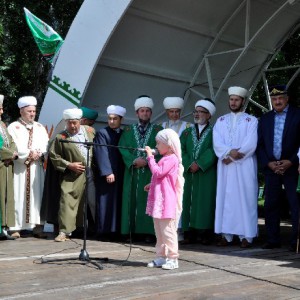 В Чишмах прошел XII Республиканский детский конкурс чтецов Корана - Региональное духовное управление мусульман свердловской области, Екатеринбург